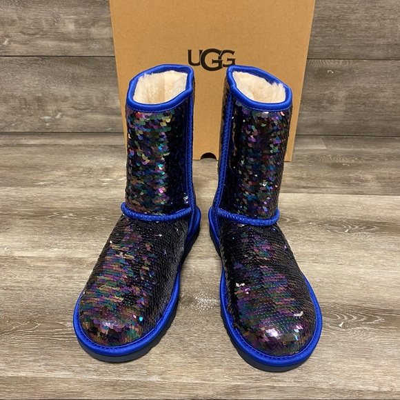 UGG | UGG Classic Short Sequin Navy Tonal Boots NEW In Box - Picture 3 of 15
